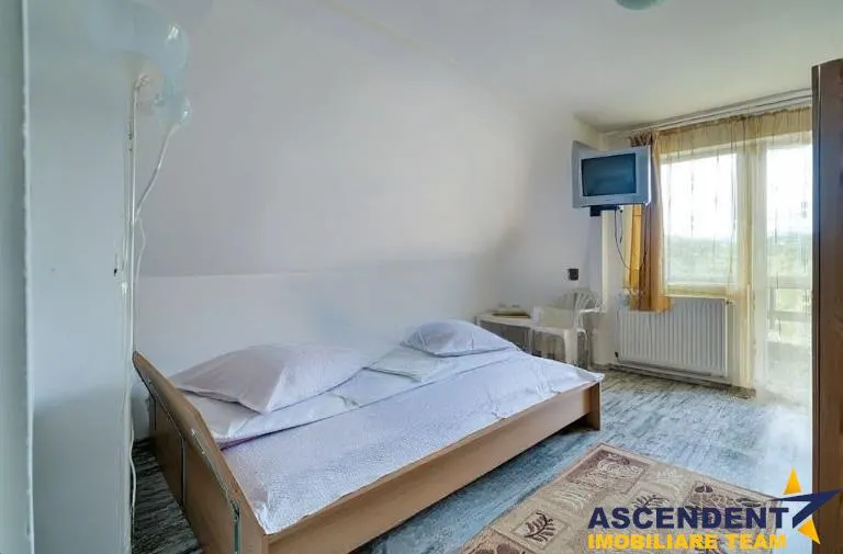 Pe 4.000 mp teren, rezidential/ pensiune, Bran, Brasov - foto 4