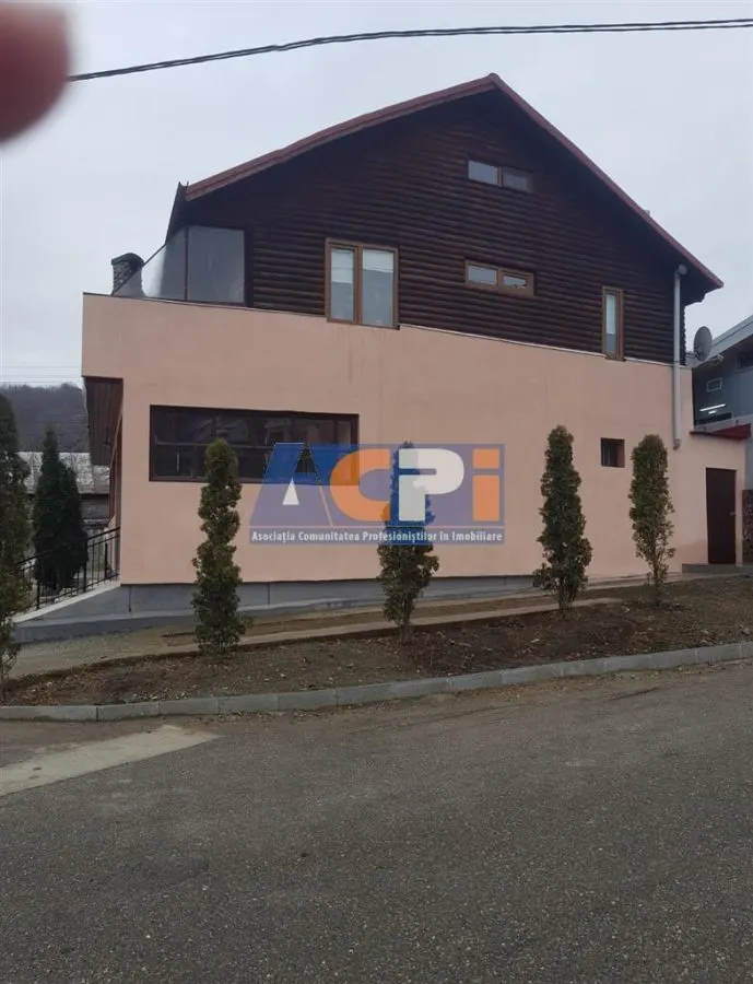 Vanzare Vila Sarata, Bacau - foto 1