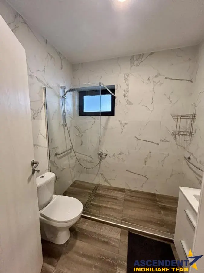 Imobil pe parter, zona linistita Stupini, Brasov - foto 11