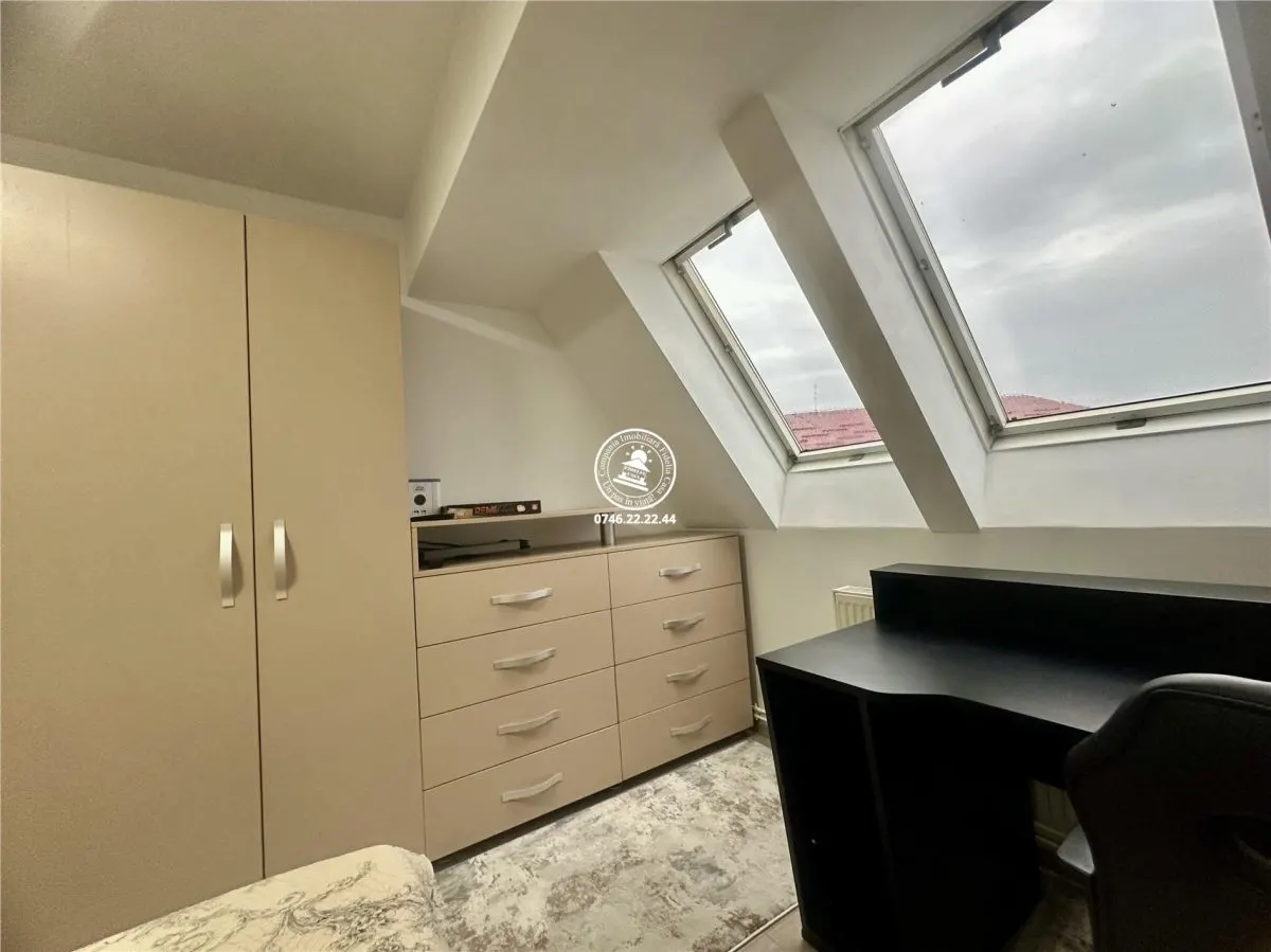 Apartament 2 camere  de vanzare  Centru - foto 7