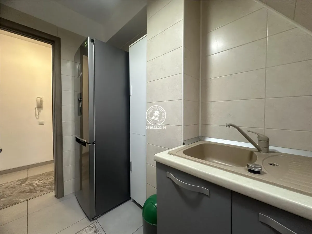 Apartament 2 camere  de vanzare  Centru - foto 9