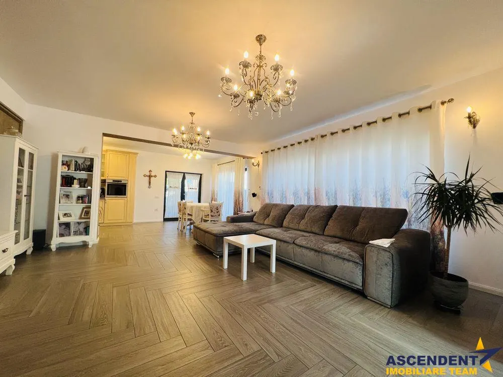 Casa de vanzare Stupini - foto 1