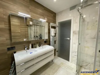 Penthouse, Tractorul - foto 8
