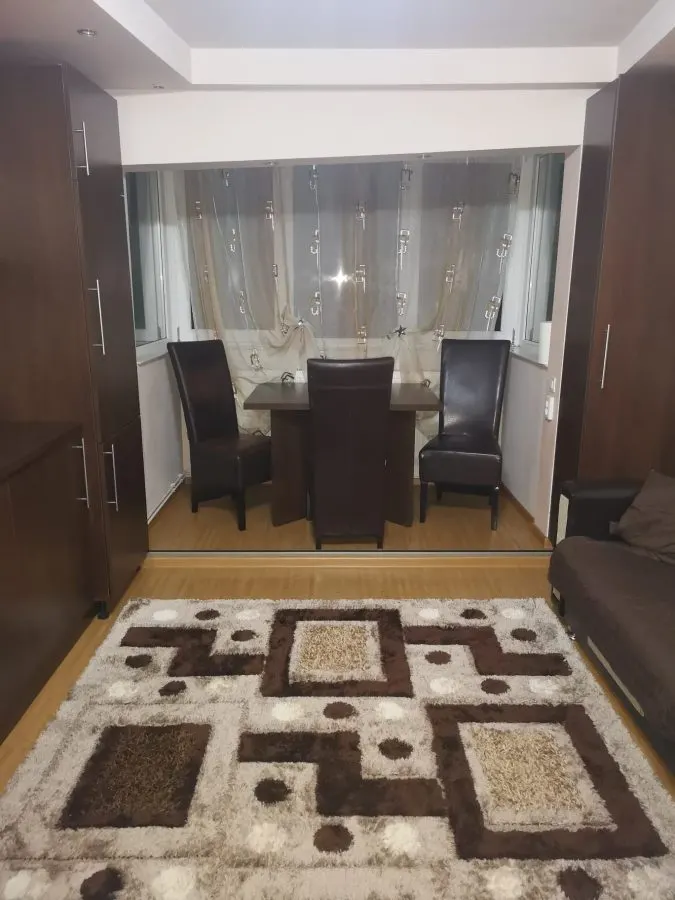 Astra, Brasov - foto 1