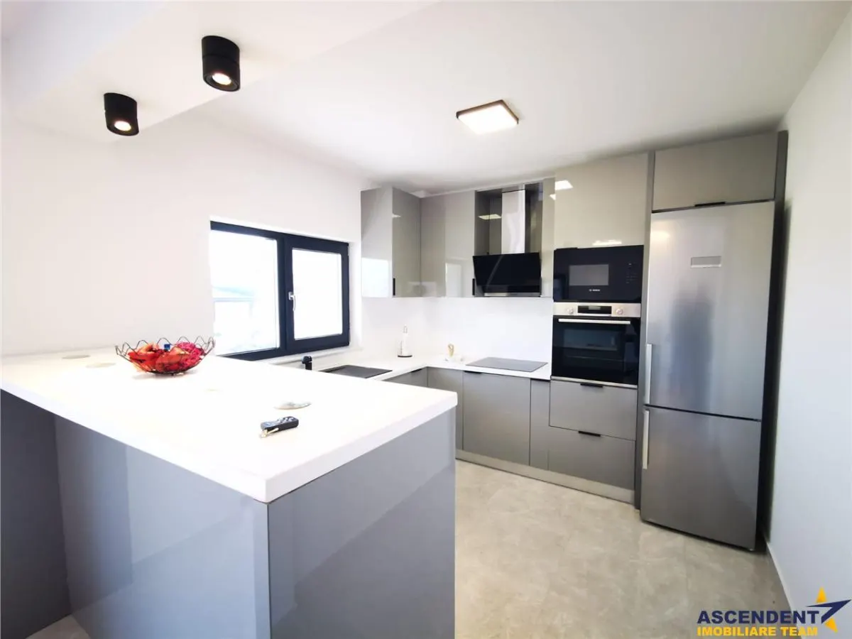 Vila Luxury, descriptibil confort, incantare panoramica, 1.000 mp teren - foto 4