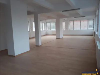 Hala industriala, echipata, + transfer afacere, cu 9.000 mp teren - Brasov