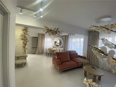 Apartament 4 camere  de vanzare  Tatarasi, - Iasi
