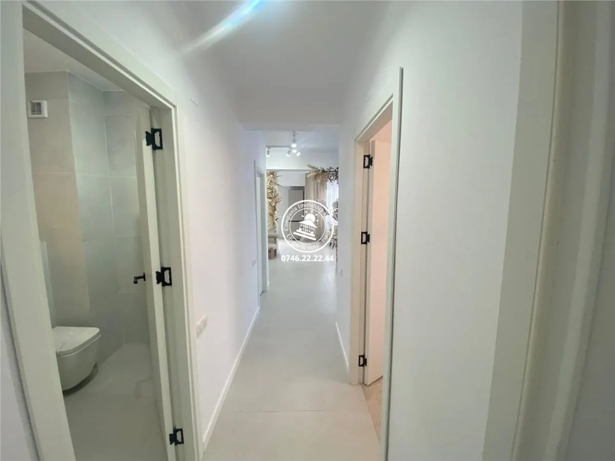 Apartament 4 camere  de vanzare  Tatarasi, - foto 6