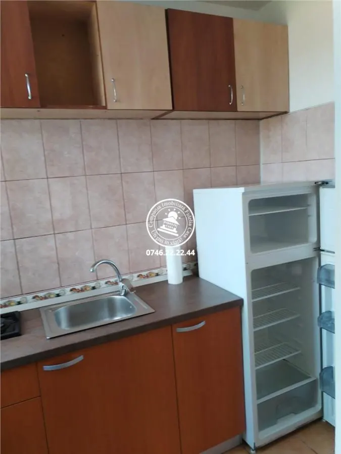 Apartament 1 camera  de inchiriat  Nicolina, - foto 6