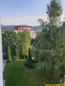 Avantgarden, Brasov - foto 1