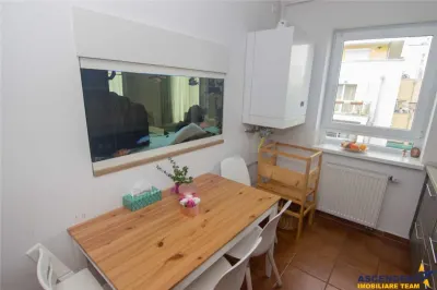 Avantgarden, Brasov - foto 6