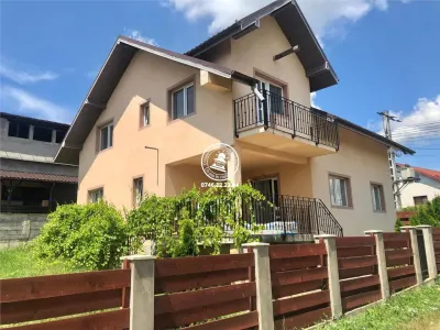 Vila  de vanzare  Lunca Cetatuii, - foto 2