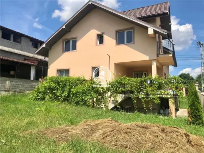 Vila  de vanzare  Lunca Cetatuii, - foto 4