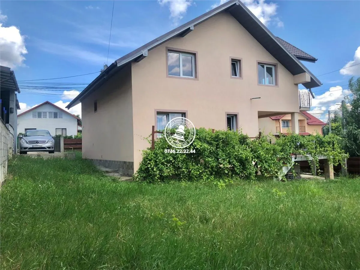 Vila  de vanzare  Lunca Cetatuii, - foto 5