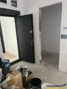 Central, Targu Mures: Spatiu rezidential semifinisat, pretabil birou/locuinta... - foto 3
