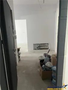 Central, Targu Mures: Spatiu rezidential semifinisat, pretabil birou/locuinta... - foto 8