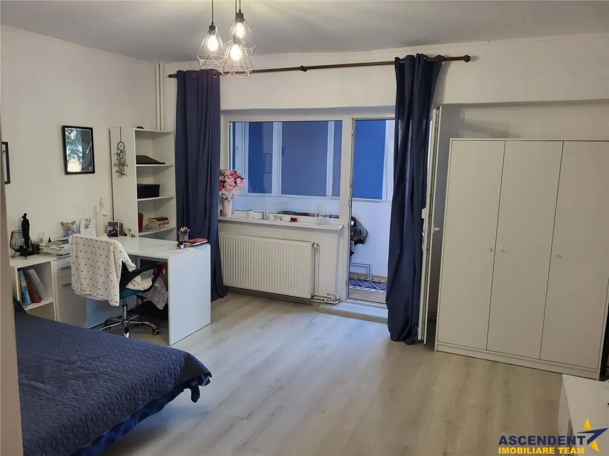 Racadau -- Astra, Brasov - foto 1