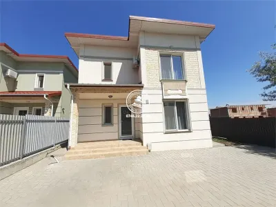 Vila  de vanzare  Valea Lupului, - foto 1