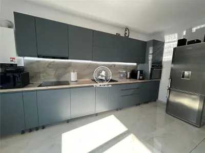 Vila  de vanzare  Breazu, - foto 11