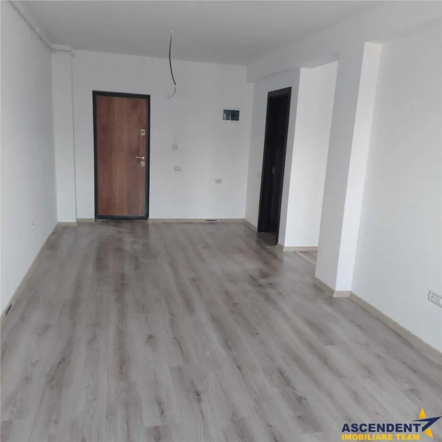 Apartament doua camere, Sanpetru - foto 2