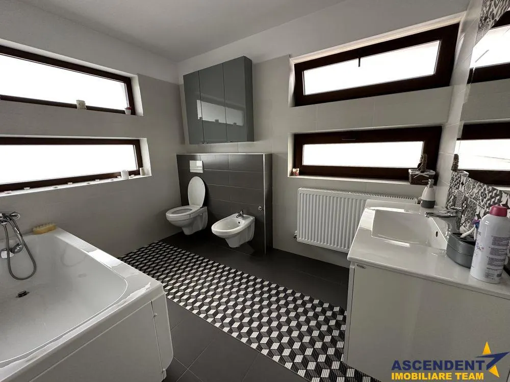 Casa in calitativ apreciabil, Ghimbav, Brasov - foto 5