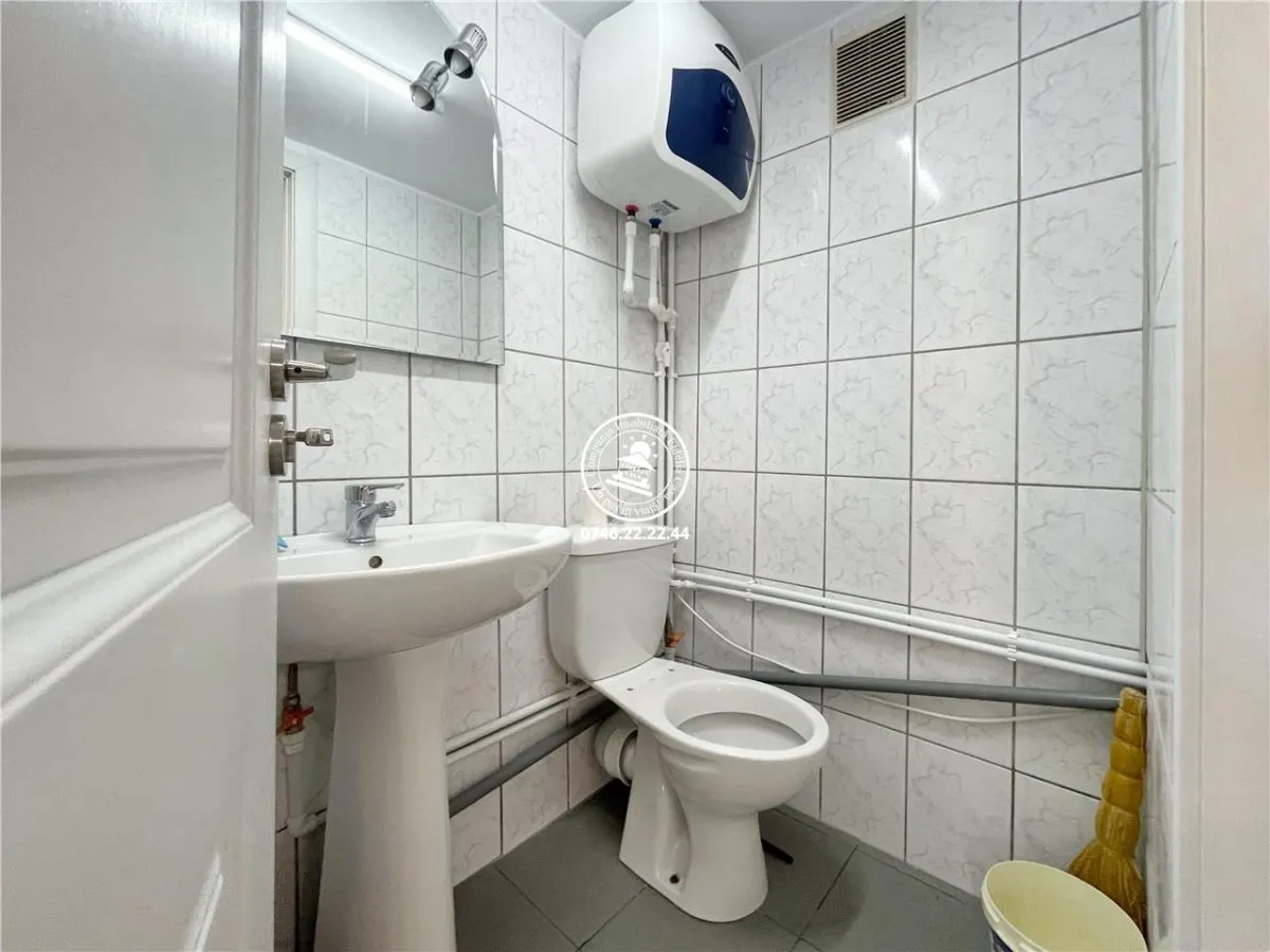 Spatiu comercial  de vanzare  Bularga Baza III, - foto 6