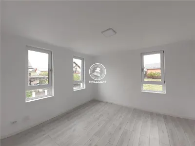 Vila  de vanzare  Valea Lupului, - foto 14