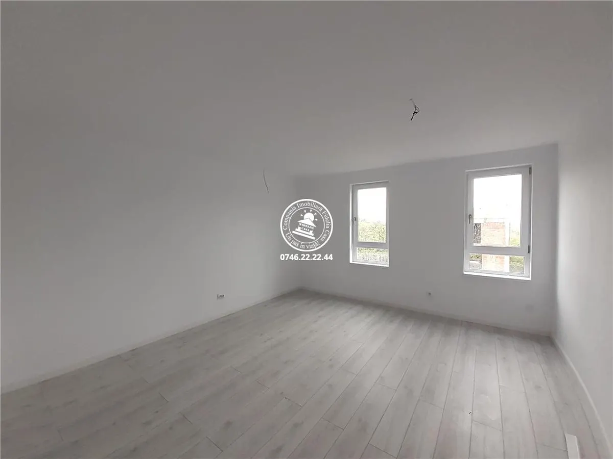 Vila  de vanzare  Valea Lupului, - foto 3