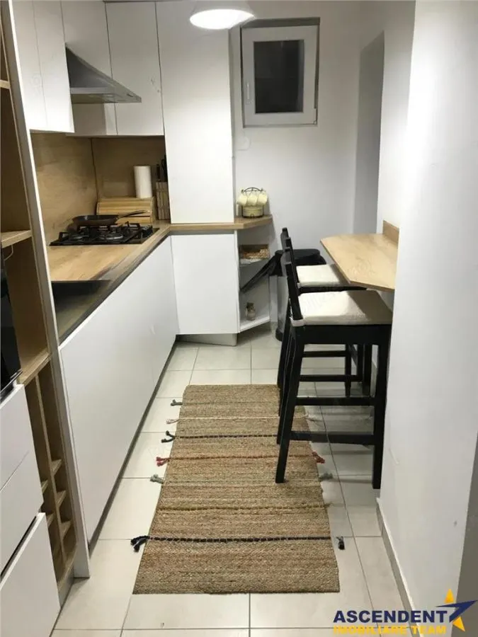 Decomandat, elegant, mobilat si echipat, Astra, Brasov - foto 2