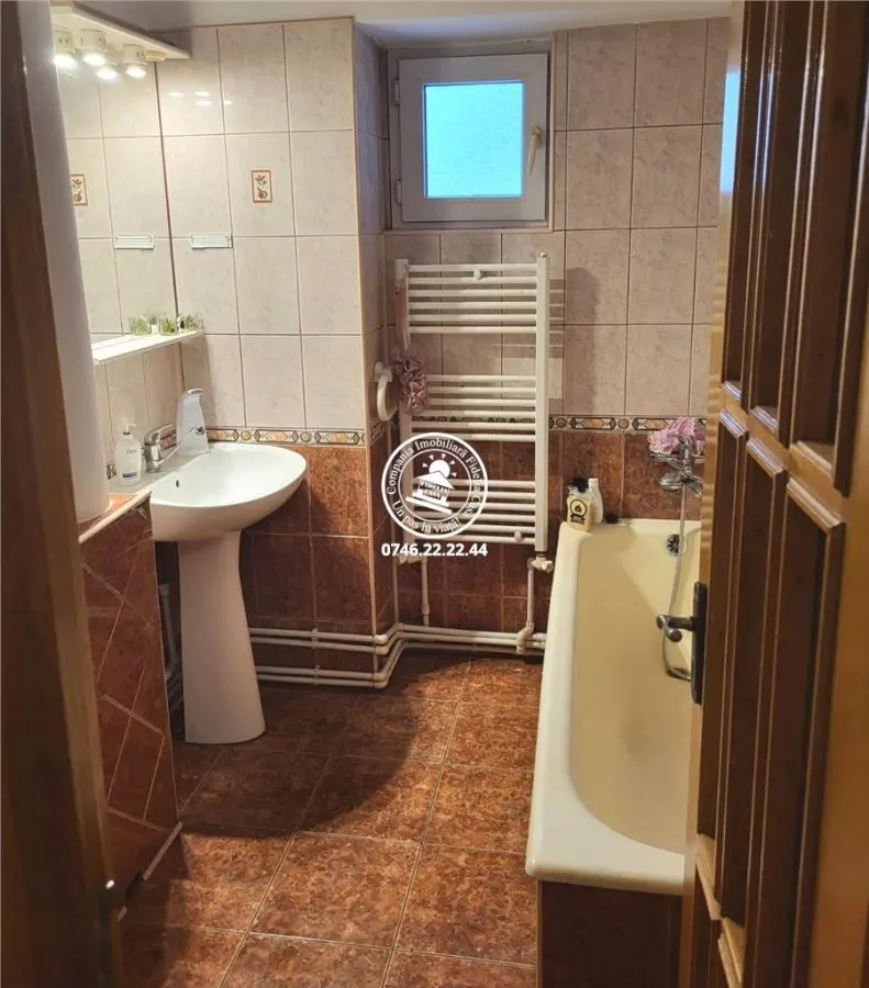 Apartament 3 camere  de vanzare  Gara, - foto 10