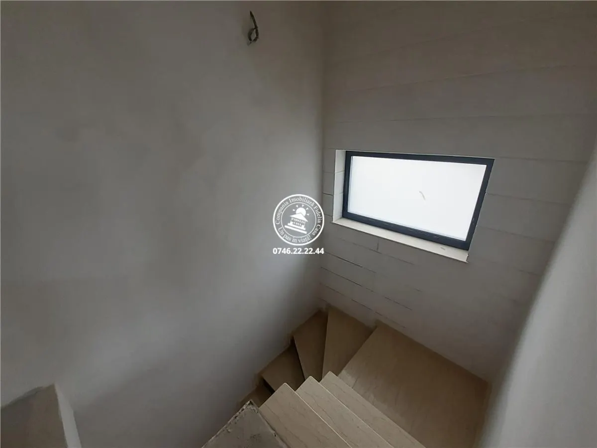 Vila  de vanzare  Valea Lupului, - foto 11