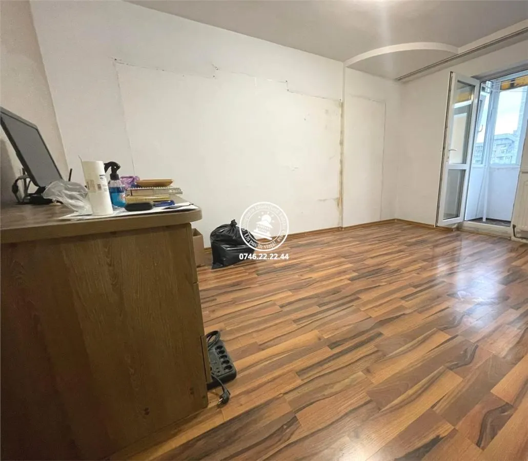 Apartament 2 camere  de vanzare  Centru, - foto 5