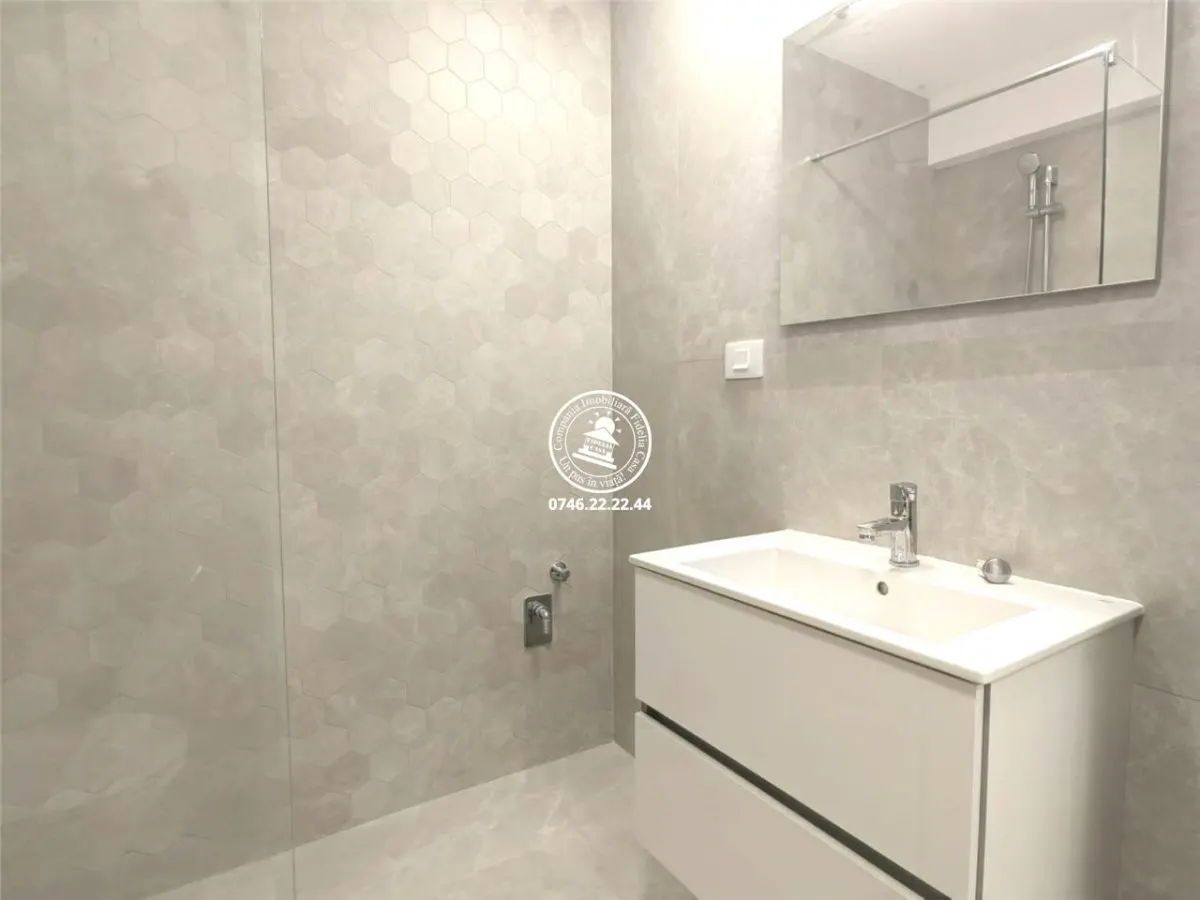 Apartament 1 camera  de vanzare  Centru, - foto 6