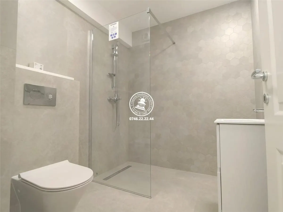 Apartament 1 camera  de vanzare  Centru, - foto 7