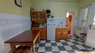 Casa cu 2 camere, 70 mp, teren 385 mp, zona pod Unirii, Targu Mures - foto 11