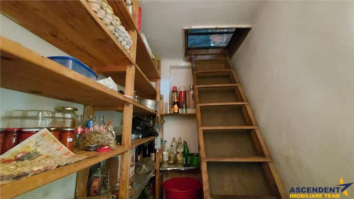 Casa cu 2 camere, 70 mp, teren 385 mp, zona pod Unirii, Targu Mures - foto 7