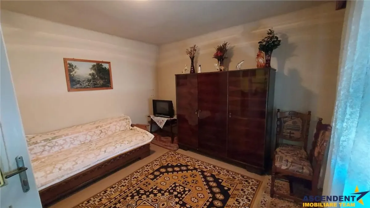 Casa cu 2 camere, 70 mp, teren 385 mp, zona pod Unirii, Targu Mures - foto 9