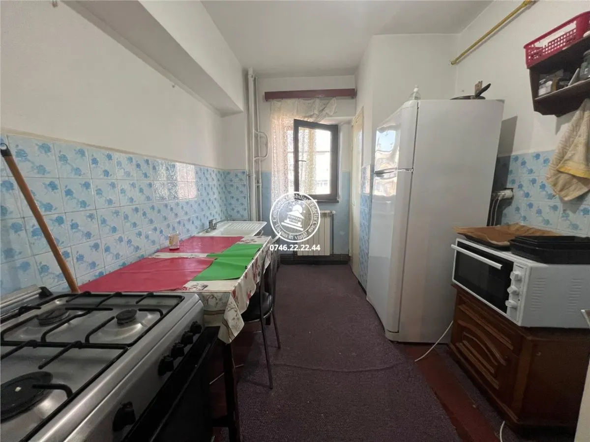 Apartament 3 camere  de vanzare  Pacurari, - foto 3