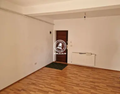 Apartament 2 camere  de vanzare  Valea Lupului, - foto 1