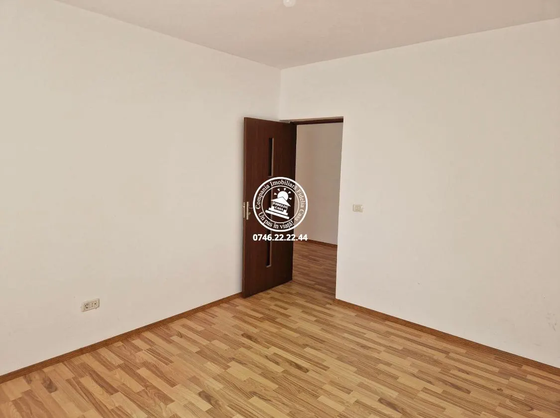 Apartament 2 camere  de vanzare  Valea Lupului, - foto 3