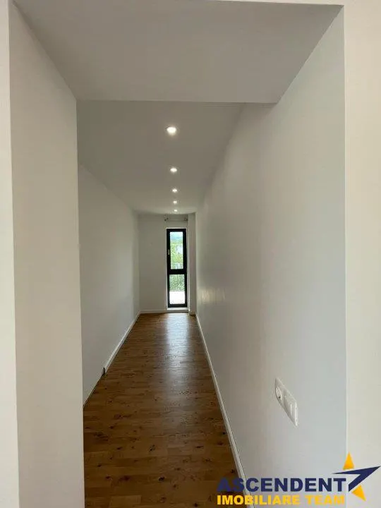 Bloc nou, cu terasa generoasa, vedere frumoasa, Bartolomeu, Brasov - foto 4