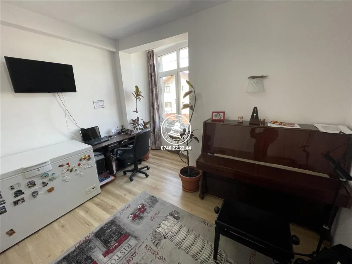 Apartament 5+ camere  de inchiriat  Valea Lupului, - foto 2