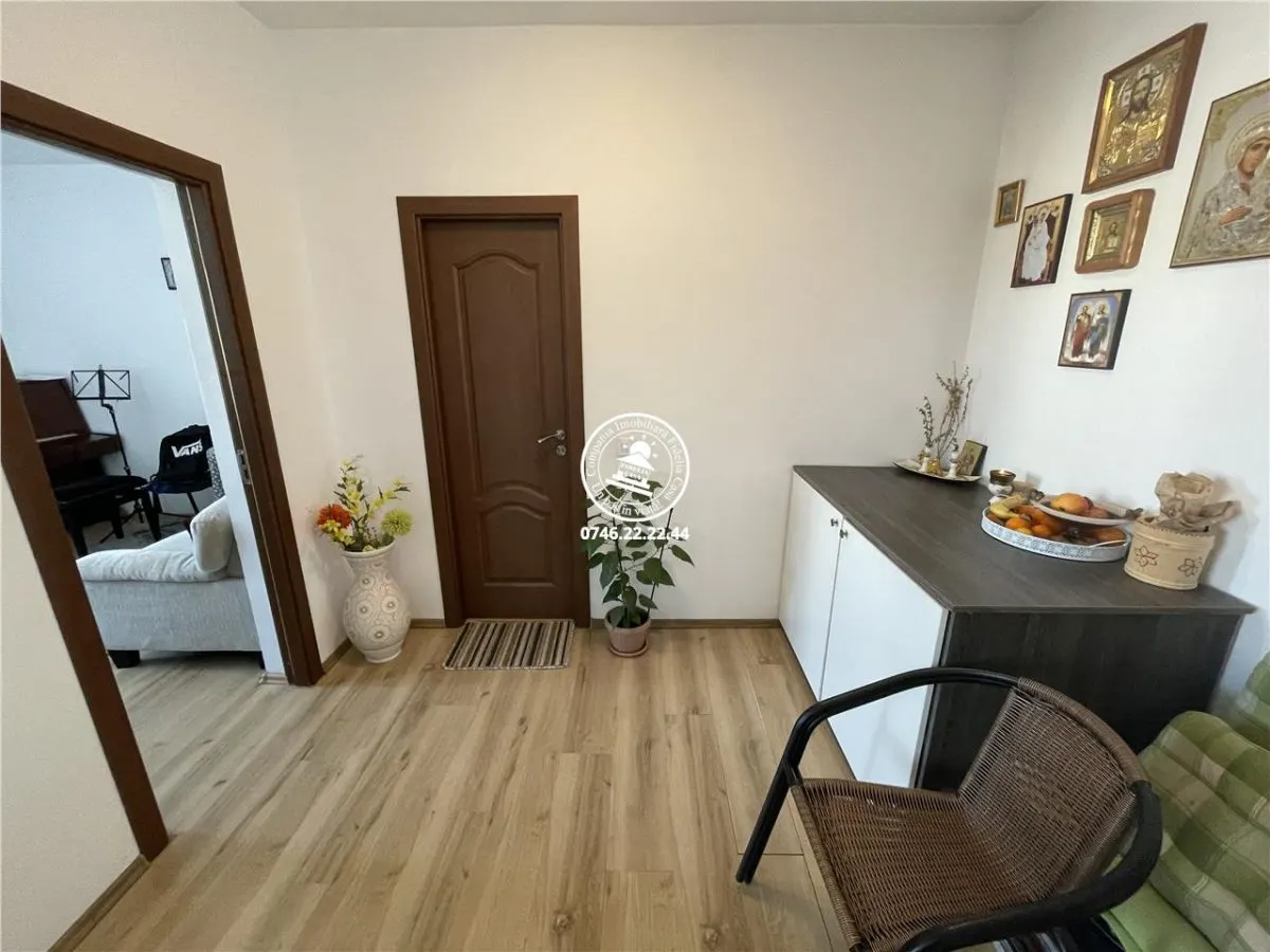 Apartament 5+ camere  de inchiriat  Valea Lupului, - foto 3