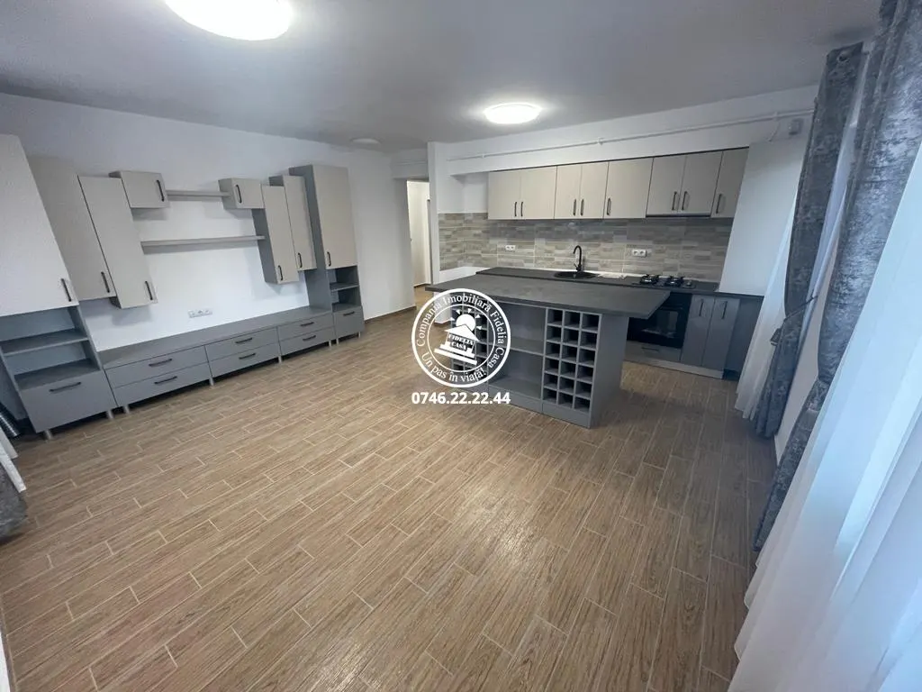 Apartament 3 camere  de vanzare  Centru - Sfantul Lazar, - foto 1