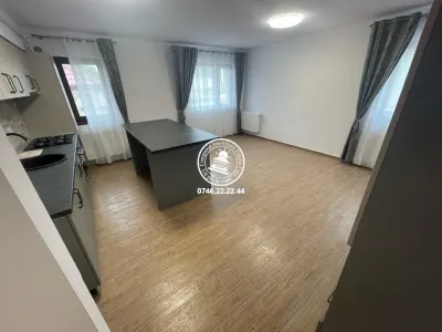 Apartament 3 camere  de vanzare  Centru - Sfantul Lazar, - foto 2