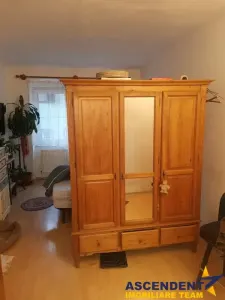 2 camere, curte comuna, Centrul Istoric, Brasov - foto 4