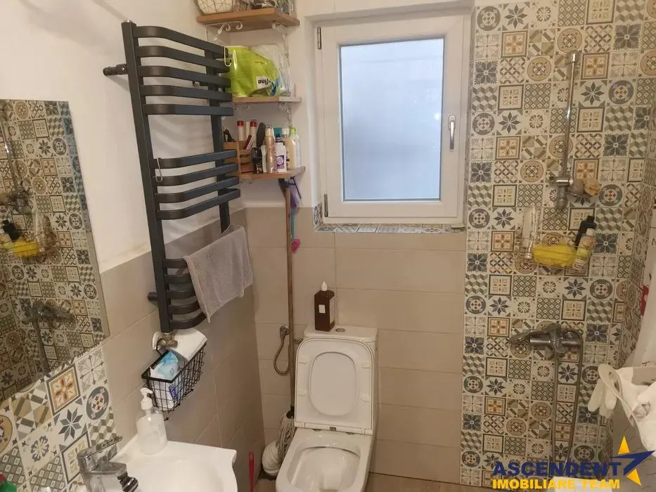 2 camere, curte comuna, Centrul Istoric, Brasov - foto 7