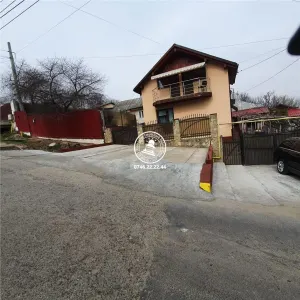 Vila  de vanzare  Galata, - Iasi