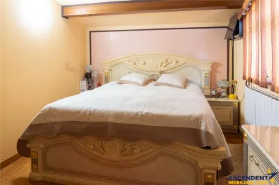 Rezidenta pe design apreciabil, in paleta autenticitatii, Codlea, Brasov - foto 4