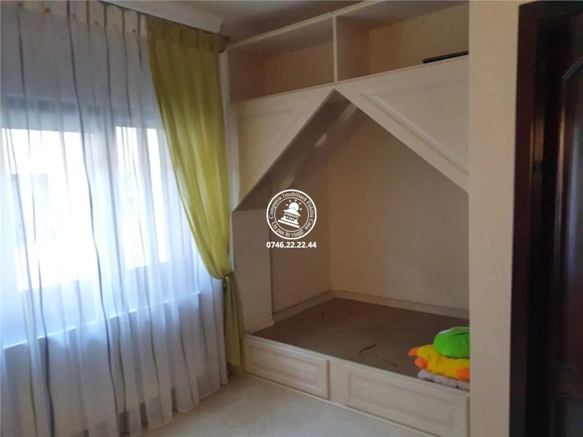 Vila  de vanzare  Canta, - foto 19